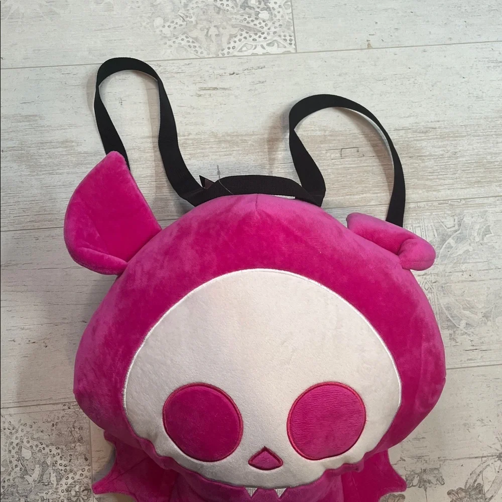 Hot Topic new tags